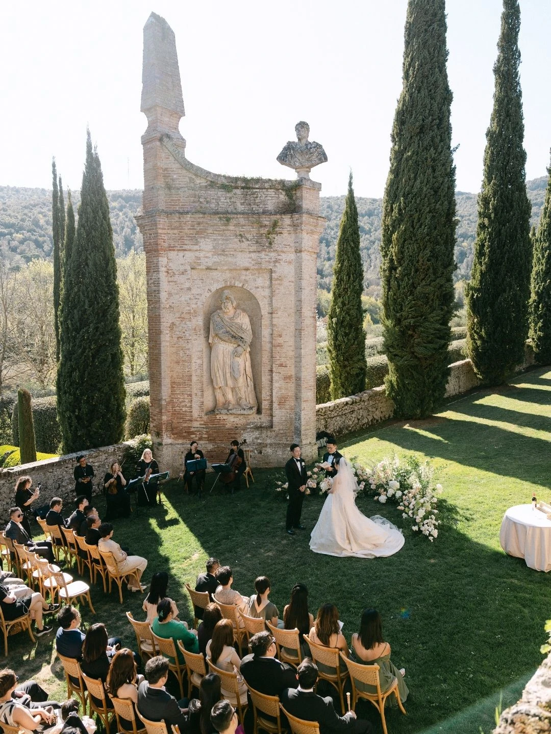 ceremonie wedding destination villa cetinale italie.jpg
