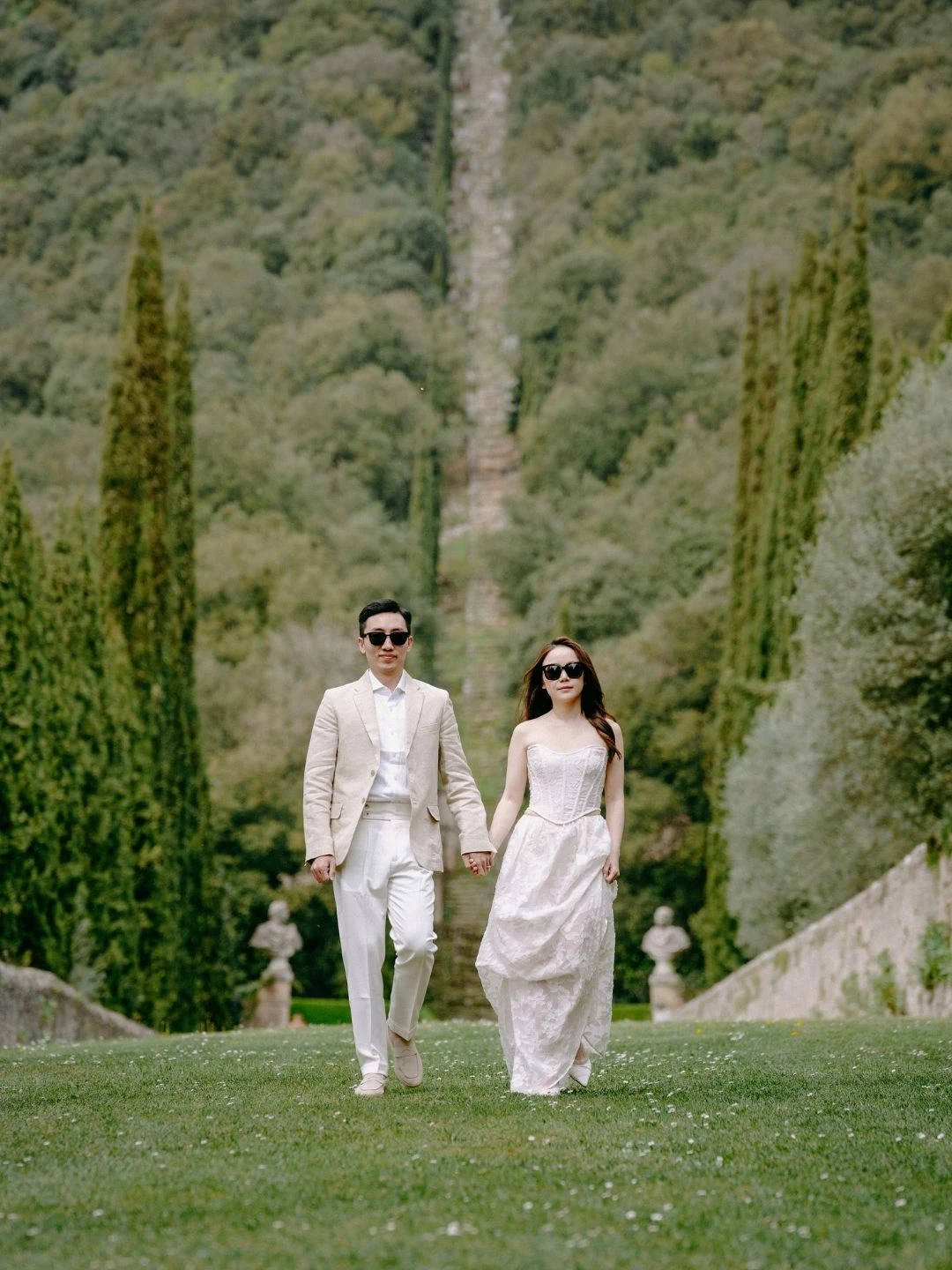 photo de couple wedding destination italie, villa cetinale.jpg